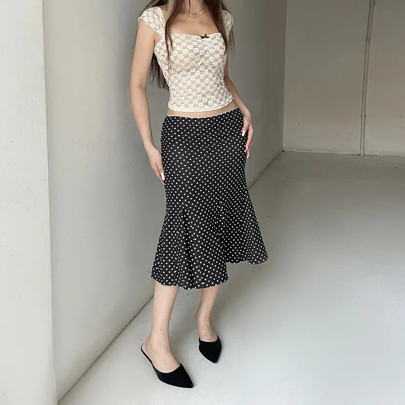 Low-Waisted Dot Print Skirt