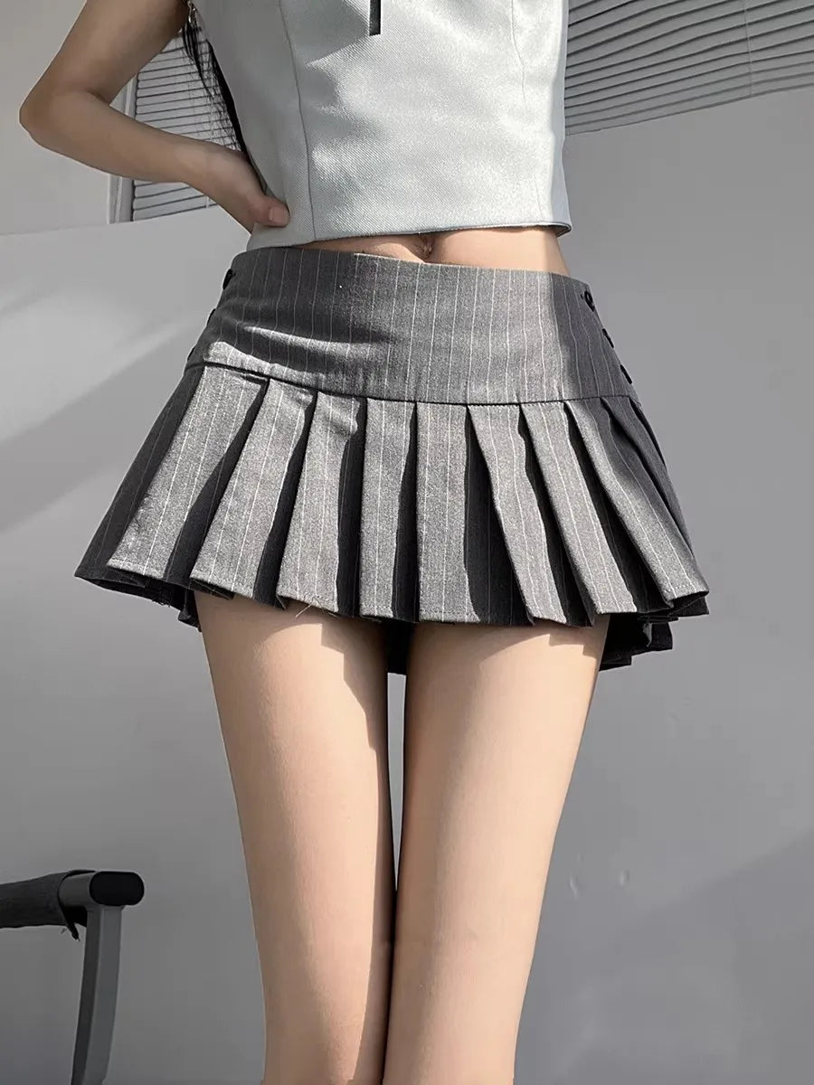 Low Waisted Pleated Ultra Short Skirt