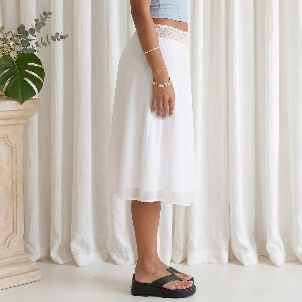 Low Waisted White Midi Skirt