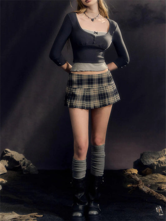 Mini plaid skirt