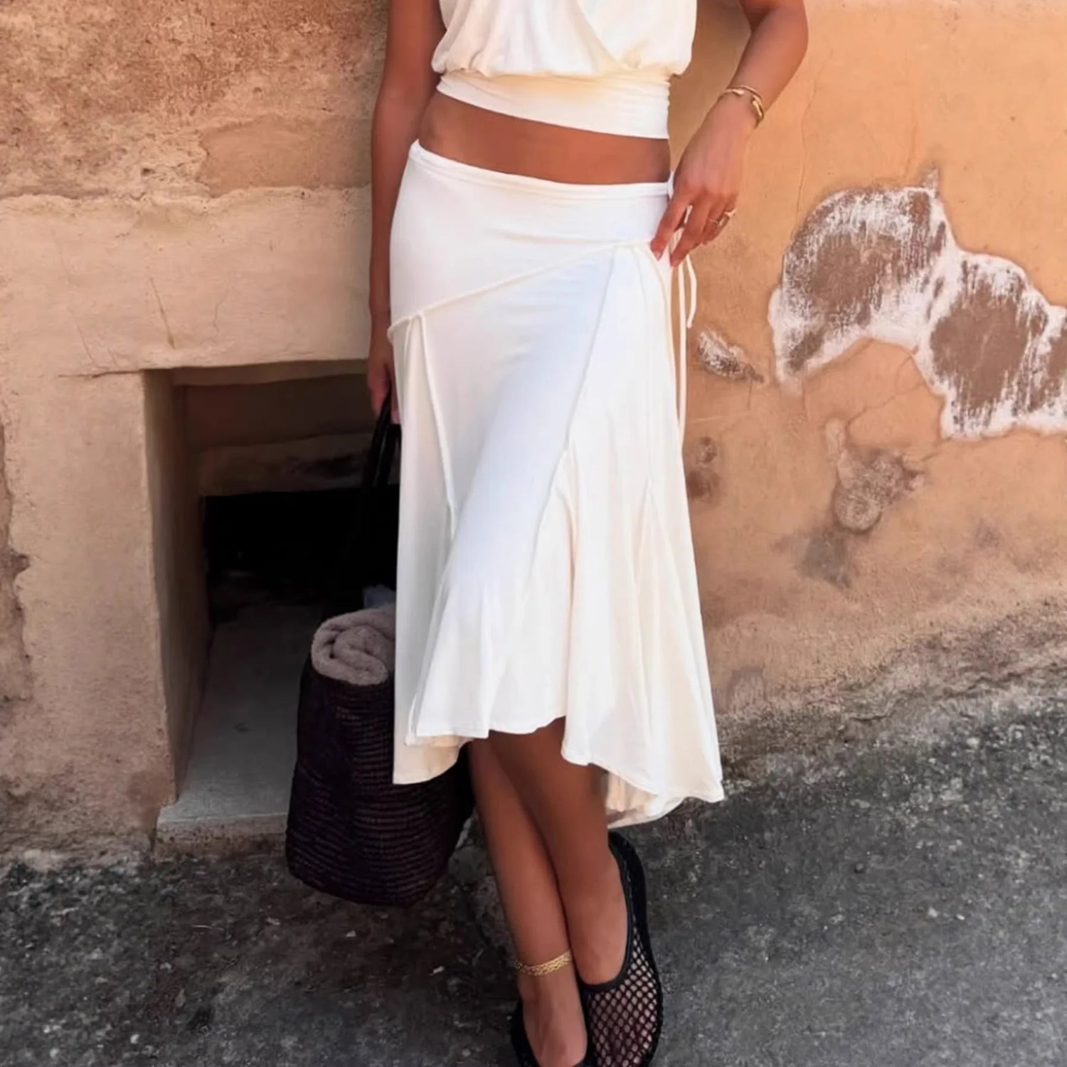 Irregular Low-Waisted White Skirt
